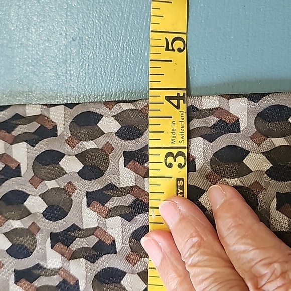 Pierre Balmain mens 200% silk tie. Geometric print - Picture 6 of 6